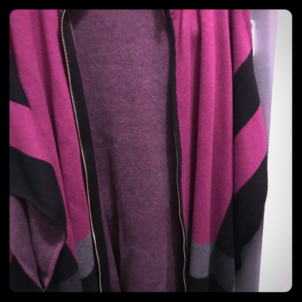 Cape/Sweater - image 1